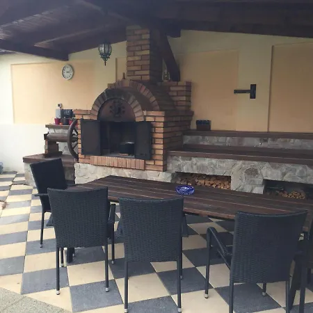 Rrr * בויניצה