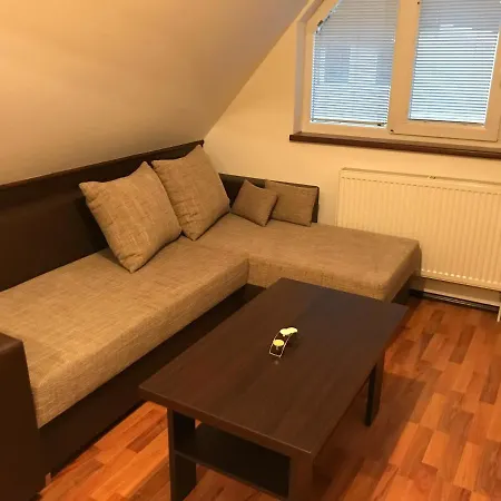 Rrr Apartamento Bojnice
